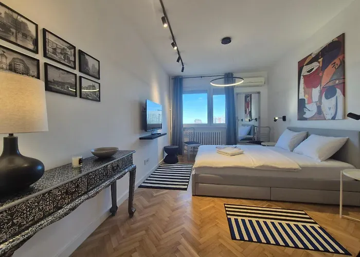 Tasmajdan Park アパート ベオグラード