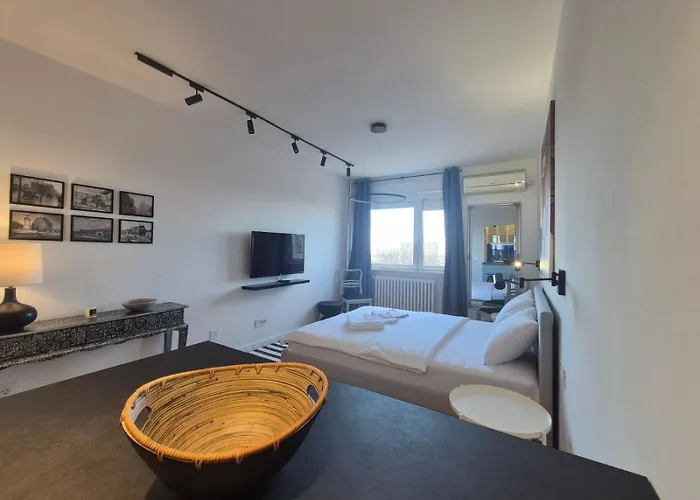 アパート Tasmajdan Park ベオグラード