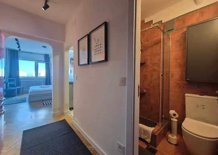 Tasmajdan Park アパート